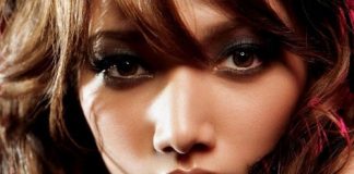 Bí quyết trang điểm cho cô nàng da ngăm đen và sẫm màu