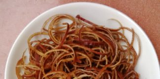 Cách làm hoa chuối xào đậu phụ giản đơn cho bữa trưa