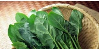 10 loại thực phẩm dễ gây mụn trên da mặt