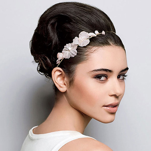10 kiểu tóc cô dâu lãng mạn mùa thu 2012