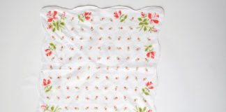 Tự làm nơ kẹp tóc vintage từ khăn tay