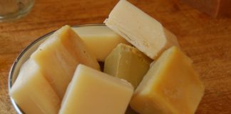 Hướng dẫn mẹo làm xà phòng tẩy da chết