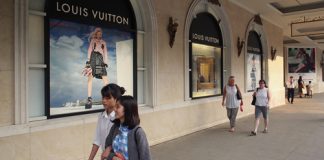 Lý do bạn không có đồng nào tiết kiệm