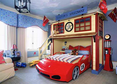 Những mẫu thiết kế phòng ngủ cho bé trai chủ đề xe đua