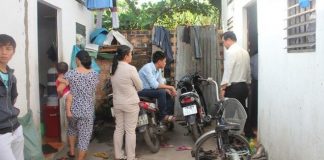 Cho cháu uống thuốc hạ sốt, lấy nhầm thuốc diệt chuột