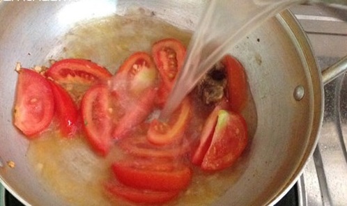 Cách nấu lẩu Thái chua cay, thơm nồng chuẩn vị