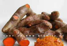 Hướng dẫn công thức trị mụn trứng cá bằng mặt nạ bột nghệ