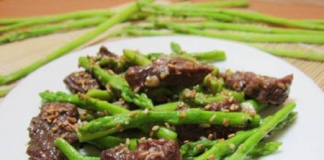 Cách làm măng tây xào thịt bò thơm ngon đến miếng cuối cùng