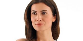 Làm sao để vòng 1 to hơn mà không cần phẫu thuật?