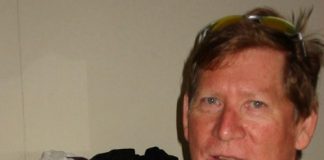 Sống sót sau 6 ngày lạc trên sa mạc nhờ ăn… kiến