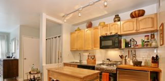 Bài trí bếp chật "chuẩn" phong thủy