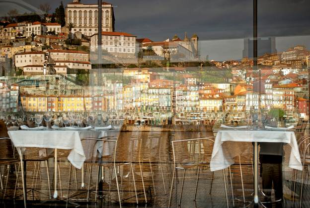 Thăm Cais da Ribeira linh hồn của Porto