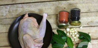 Cách làm món gà rang lá chanh ngon cơm cuối tuần