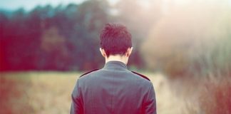 Hết yêu…Đừng quay đầu lại!