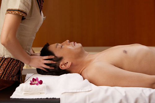 Cách massage thư giãn cho chàng 3