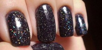 Cách sơn móng đen thật đẹp