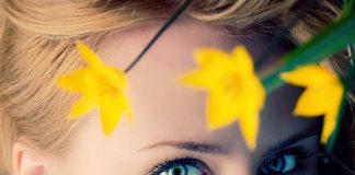 Làm sao để đối phó với mụn đầu trắng