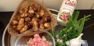 Canh khoai sọ nấu thịt gà xay ngọt ngon cho bữa cơm hè