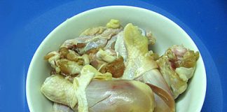 Hướng dẫn làm món gà xốt chanh leo