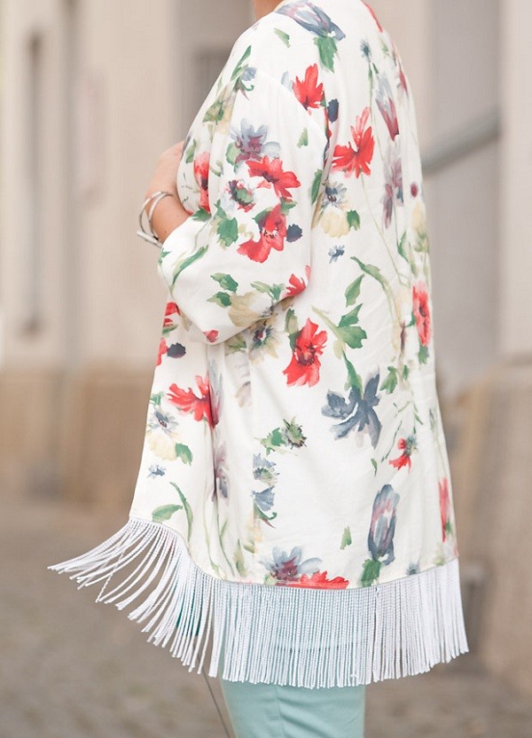 Cách may áo khoác kimono tua rua điệu đà từ sơ mi cũ