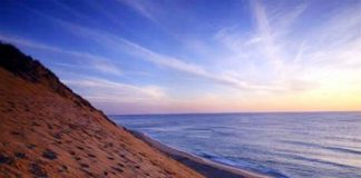 Những bờ biển đẹp lạ kỳ