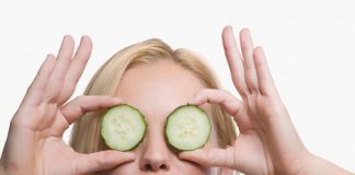 Bí quyết cho da trắng mịn căng với dưa chuột