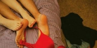 'Vượt rào' với chị hàng xóm hơn 14 tuổi