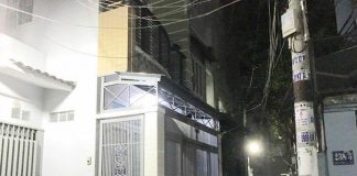 Cảnh sát hình sự truy đuổi, đâm thẳng xe máy vào các nghi phạm đang bỏ chạy