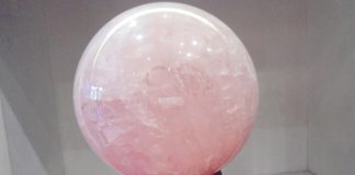 Tác dụng phong thủy của Thạch anh hồng - 1