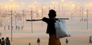 Đầu năm qua Ấn Độ xem lễ hội những dòng sông