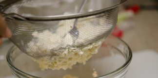 Cách làm trứng hấp đậu phụ mát lành, ngon cơm