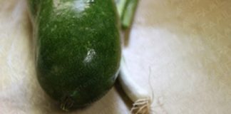 Hướng dẫn nấu canh bí đao nhồi thịt