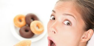 Mối nguy hại cho sức khỏe khi ăn quá no