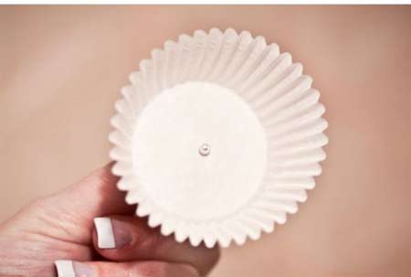 Cách làm quả cầu hoa cực đơn giản với giấy lót bánh