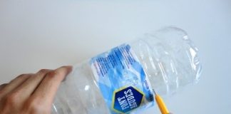 Chuông gió handmade đầy màu sắc từ việc tái chế vỏ chai