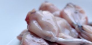 Đùi ếch chiên bơ tỏi cho ngày đông về