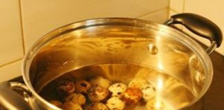 Trứng cút om nước tương cho bữa tối