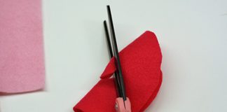 lam_hoa_hong_ngot_ngao_tu_vai_da_trang_tri_nha_cuoi_tuan_1