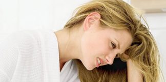 Cấp cứu khẩn vì... miếng củ đậu rơi trong âm đạo