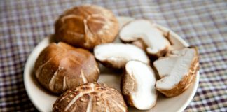 Top 10 thực phẩm làm trắng da