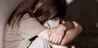 Nữ sinh lớp 8 bị tung ảnh khỏa thân trên Zalo