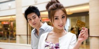 Bi hài vợ và bồ thi nhau… moi tiền chồng