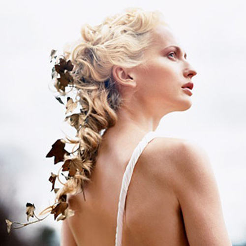 10 kiểu tóc cô dâu lãng mạn mùa thu 2012