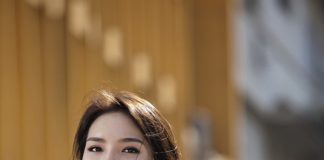 Một chiếc váy yếm, Kỳ Duyên - Angela Phương Trinh ai hút mắt hơn?