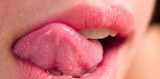 10-dieu-bat-ngo-ve-suc-khoe-ma-chiec-luoi-cua-ban-tiet-lo