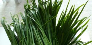 Vào bếp làm món cua cay Hàn Quốc