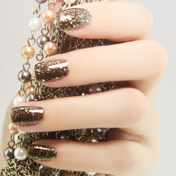 Những mẫu nail đẹp long lanh cho đôi tay xinh