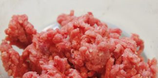 Hướng dẫn nấu canh thịt bò nấu khế và cà chua