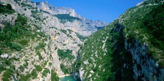 Những viên ngọc tự nhiên đẹp nhất nước Pháp