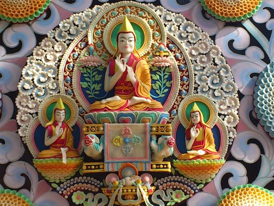 Về nơi đức Phật giác ngộ dâng hương
